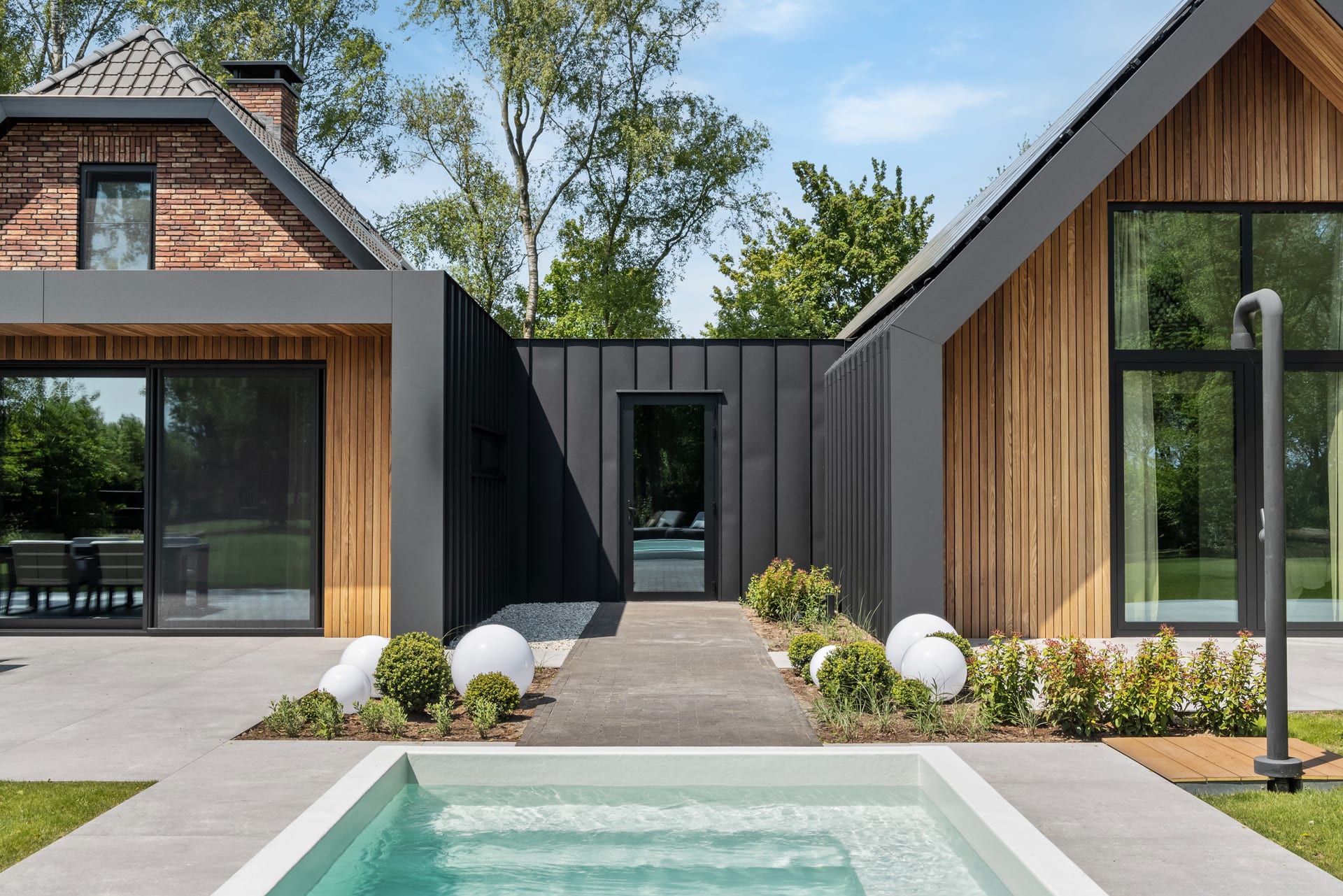 Modern Farm Villa - Grad®