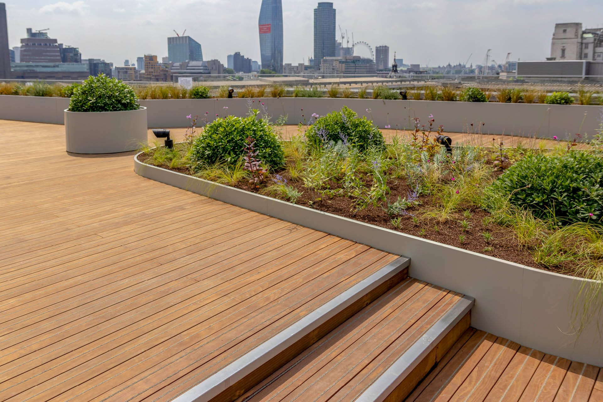 Rooftop Canon Street London - Grad®